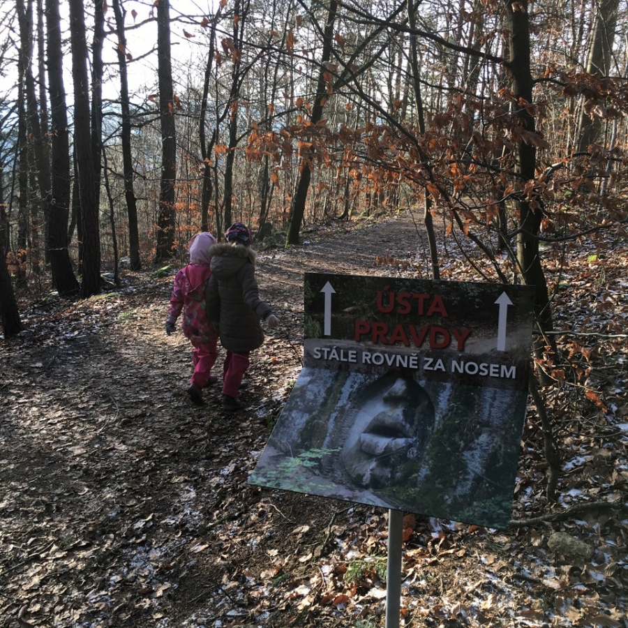 Hrad Lipnice a památník odposlechu obrázek 15