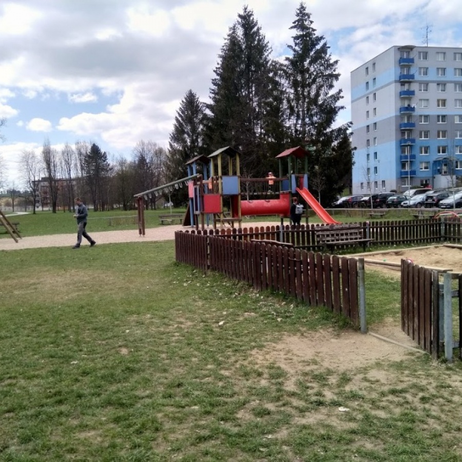 Z Krkavčího vrchu do Pístova nebo na Starou plovárnu obrázek 3