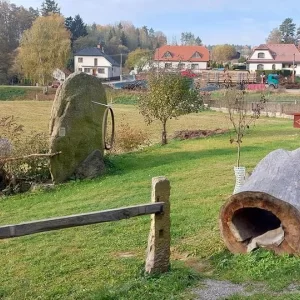 Do hobitbaru, za bobrem a za srdcem Velkomeziříčska - Vysočina s dětmi