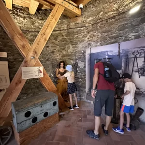 Za humny je Vodní dům a zámek Zruč - Vysočina s dětmi